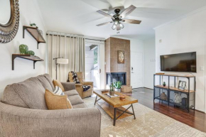 Scottsdale Condo with Fireplace and Community Pools!